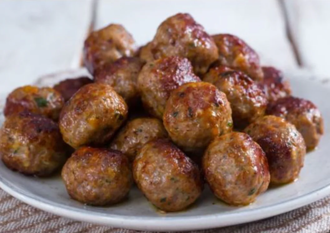 Chiftelute cu usturoi si bere