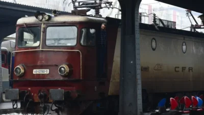 Tren cu 28 de vagoane, blocat la granița României! Ce au găsit autoritățile în transportul din Cehia