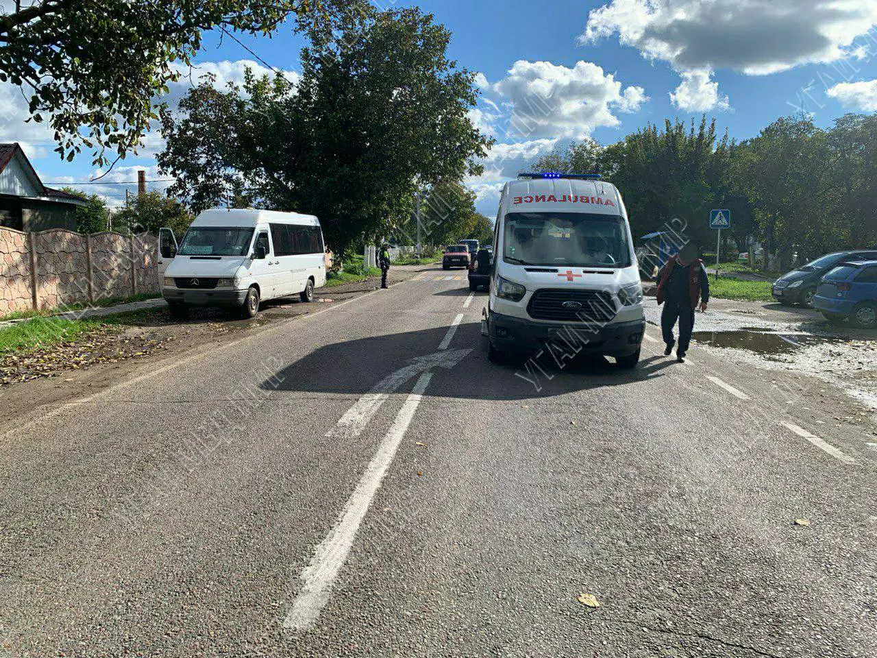 O copila de 11 ani a fost lovita de o ambulanta la Caragas