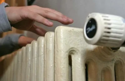 Statul continuă sprijinul pentru românii vulnerabili în plata facturilor la căldură