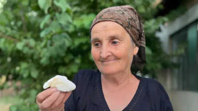 Bunica Gherghina, din Teleorman la Hollywood: Cum a ajuns o vedetă pe TikTok să joace în „Nosferatu”