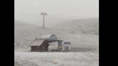 Europa sub asediul vremii extreme: zăpezi în Grecia, inundații devastatoare în vestul continentului și amenințări pentru România