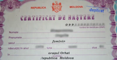 Greșeala din certificatul de naștere care schimbă viața unui copil