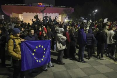 Proteste masive în România: Călin Georgescu, surpriza alegerilor, provoacă tensiuni înaintea turului final