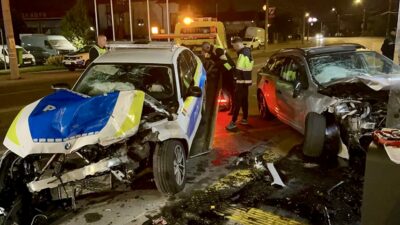 Accident șocant în Pitești! Autospecială de Poliție distrusă în plin impact