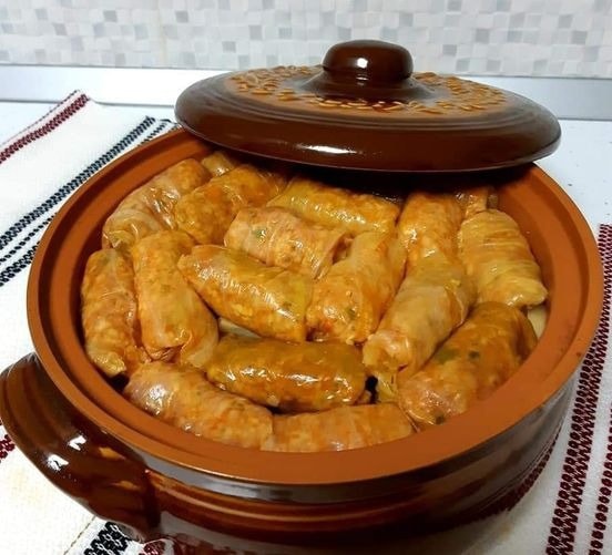 Ingredientul pe care trebuie să-l adaugi în oala cu sarmale pentru a ieși fragede și gustoase