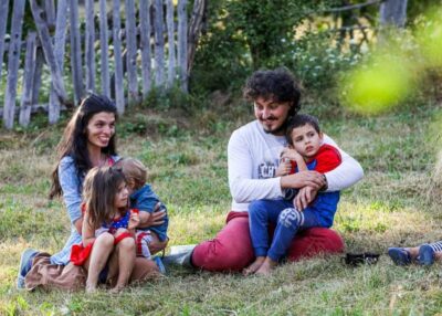 Tragedie fără margini pentru o familie ajutată la „Visuri la cheie”: Ilina Pârvu, însărcinată în șapte luni, a murit la doar 35 de ani