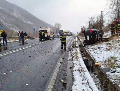 Accident grav pe DN 6! Circulația blocată între Băile Herculane și Orșova