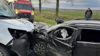 Accident rutier în localitatea Șomcutu Mic, județul Cluj. Șase persoane rănite în coliziune