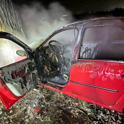 Tânăr salvat din flăcări după un accident teribil pe DJ 601A, intervenție rapidă a salvatorilor