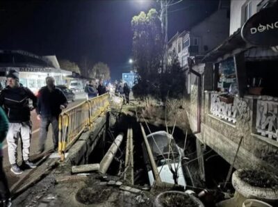 Accident rutier grav în Milișăuți, județul Suceava! Trei persoane au scăpat miraculos după ce mașina lor a căzut de pe un pod