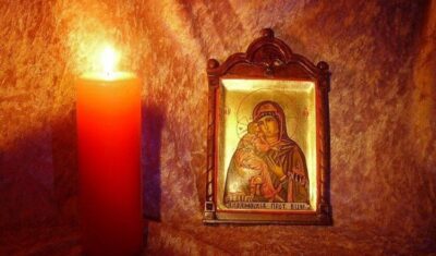 Câte icoane trebuie să avem în casă și de ce locul lor pe perete contează mai mult decât crezi