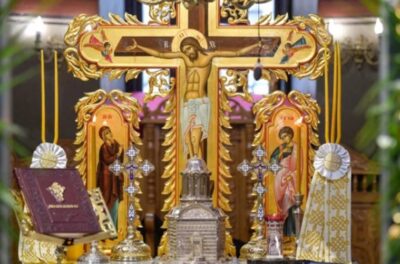 Rostește cât mai des, în Postul Paștelui, Rugăciunea Inimii – Îți va merge bine în casă