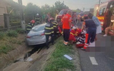 Accident rutier grav! Pieton ranit după ce a fost acroșat de un autoturism