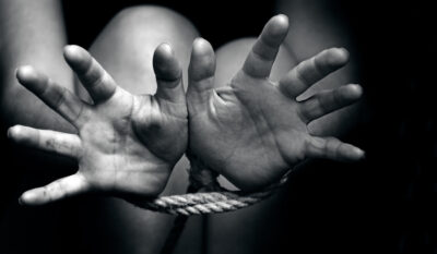 Șoc în Prahova! Familie acuzată de exploatare înfiorătoare timp de 8 ani! Victimele ținute în condiții de coșmar!