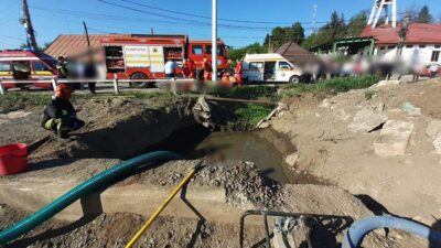 Tragedie la Huedin! Doi copii morți după ce au căzut într-o groapă cu apă!