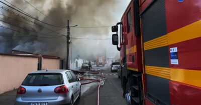 Foc si panica langa Auchan