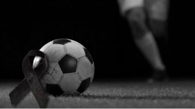 Tragedie sfâșietoare în fotbal. Un talent promițător de doar 21 de ani a pierdut lupta pentru viață după un accident teribil în timpul unui meci