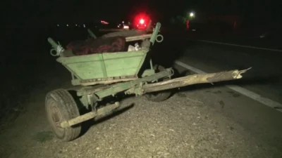 Impact devastator pe DN 14! Un camion a lovit o căruță cu 10 persoane, dintre care 8 copii