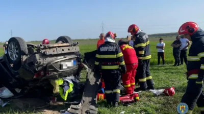 Accident grav în Dâmbovița: șofer încarcerat și în stop cardio-respirator după răsturnarea mașinii pe DJ 711