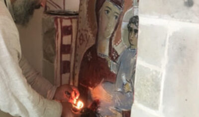 Candela Maicii Domnului a rămas nestinsă vreme de 80 de ani