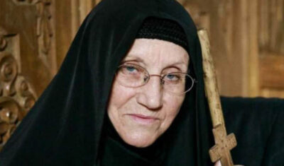 Maica Siluana Vlad: Păcatele părinţilor se transmit copiilor! Cum poţi rupe acest blestem?