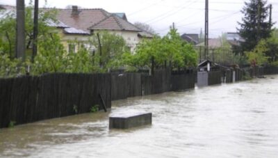 Avertizare cod portocaliu de inundații în 5 județe! Gorj, Dâmbovița și Prahova, cele mai afectate zone!