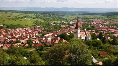 Statiunea din România cu ape magice care vindecă orice boală! Turiștii nu mai vor să plece de acolo!