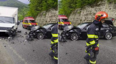 Accident cumplit între o mașină și o dubiță! Cinci victime, printre care și un copil!