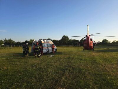 Accident cumplit în Vâlcea! Microbuz scăpat de sub control a lovit trei femei pe marginea drumului!