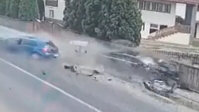 Accident șocant în Harghita! Trei persoane rănite după impactul violent dintre două mașini