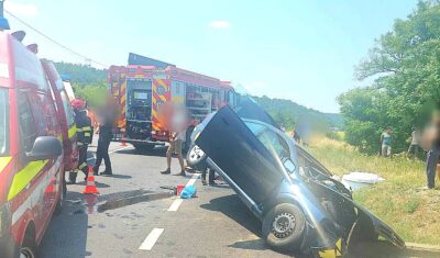 Accident grav în Mehedinți! Tată și fiică răniți după ce s-au izbit cu mașina de un cap de pod! Anchetă în desfășurare!