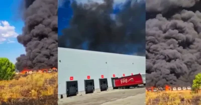 Incendiu de proporții pe autostrada A1! Centru de logistică cuprins de flăcări, fum negru peste Ilfov!