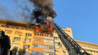 Explozie puternică în Cernavodă! Bărbat de 82 de ani rănit grav după ce o butelie a sărit în aer!