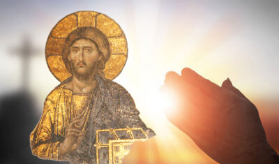 „Dacă te rogi dimineaţa, şi simţi frângere în sufletul tău, toată ziua vei avea aripi” Ce rugăciuni e bine să rostim atunci când ne trezim