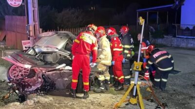 Tragedie în bihor! Tânăr de 27 de ani mort pe loc și o fată în stare critică după impact violent!