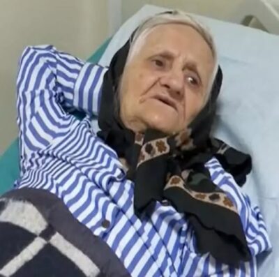 Drama cutremurătoare a unei bătrâne uitate de copii în spital! „Nu-i urăsc. Mi-e doar dor de ei”