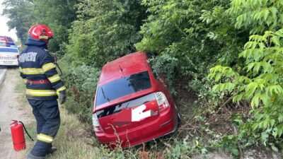 Accident grav la Podul Broșteni, Costești: Două persoane rănite, anchetă în curs