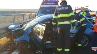 Accident grav pe A1 Pitești-București: Mașină izbită de parapet, intervenție SMURD