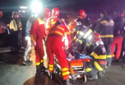 Accident grav în Constanța! 20 de persoane implicate, o femeie transportată la spital după coliziune în zona poliției rutiere