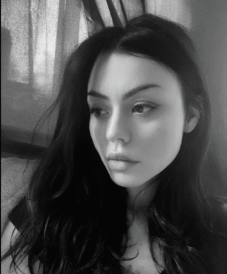 Ajut-o pe Andreea să lupte pentru viață! Un strigăt de ajutor pentru o tânără cu o boală rară care nu are voie să renunțe!