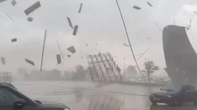 Cod portocaliu de furtuni și caniculă în România! Avertizări meteo 28-29 iulie