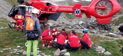 Salvamont intervine de urgență în Bucegi pentru femeie rănită grav de bolovani