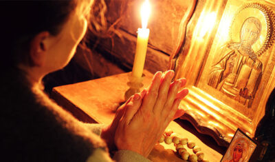 rugaciune in fata icoanei