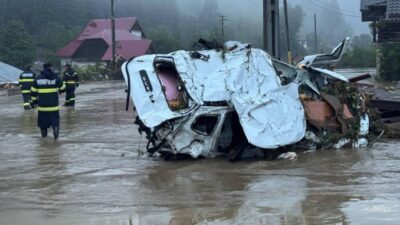Inundații devastatoare în Suceava și Neamț: peste 150 l/mp și pagube majore