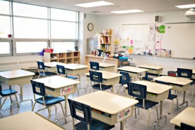 Ministerul Educației reorganizează rețeaua școlară pentru eficientizare până în 2025