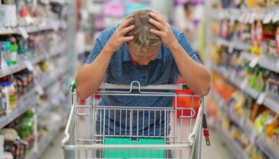 84% dintre români și-au schimbat viața din cauza scumpirilor – ce sacrificii fac acum toți românii!