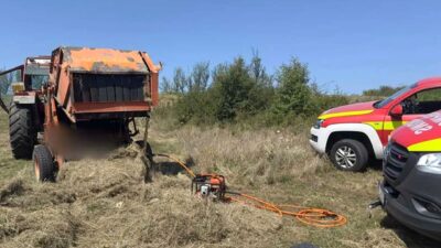 Tragedie în Cluj: Fermier de 30 de ani mort după ce a fost prins în mașina de balotat fân
