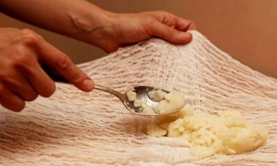 Compresă naturală cu cartof și oțet de mere pentru dureri articulare și inflamații