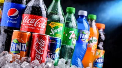 Alertă șocantă pentru părinți: sucurile „naturale” din supermarket conțin doar 0,1% fruct și chimicale care pot afecta grav copiii!